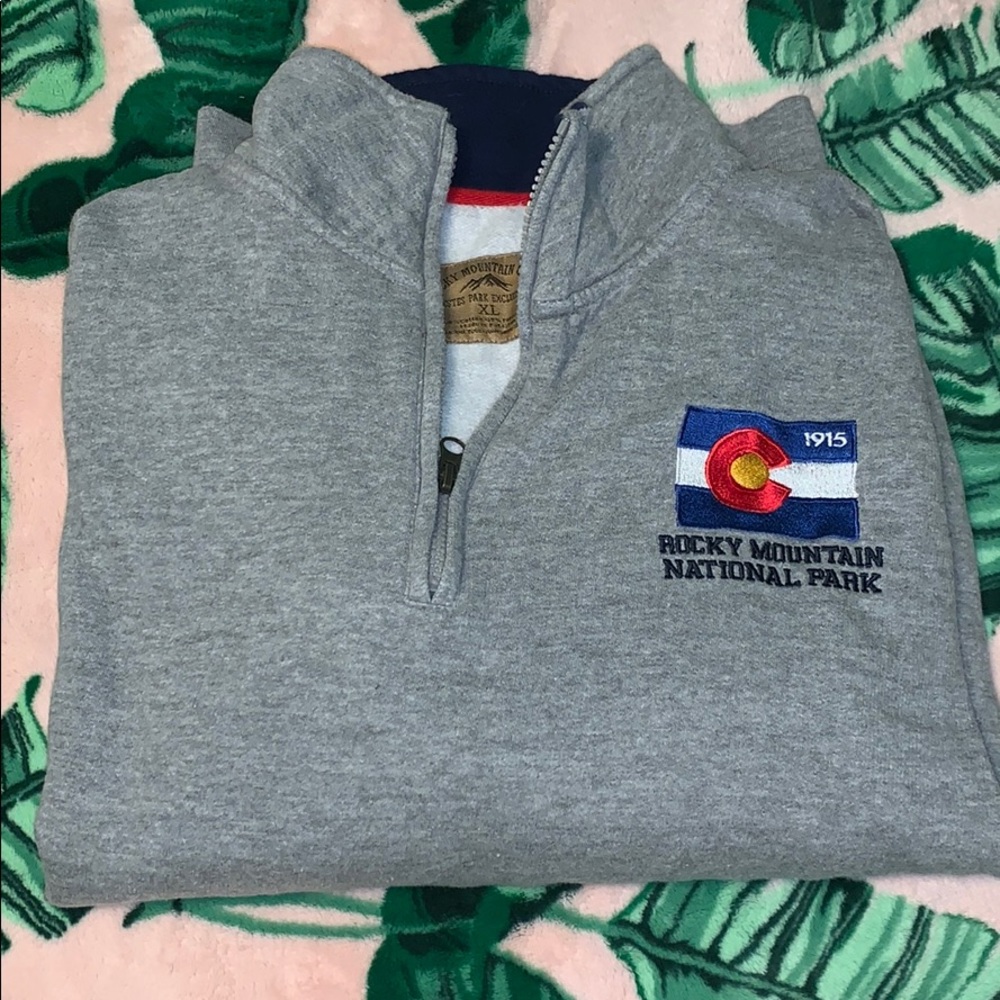 Colorado Pullover